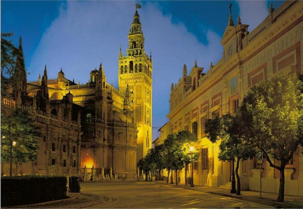 Reposo Sweet Home & Free Parking Sevilla Bagian luar foto